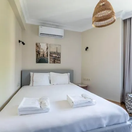 Gorgeous Airy 2bd2bath Bosphorus Views! #358 Lägenhet *