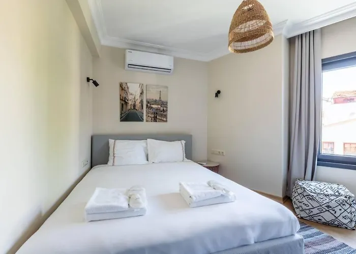 Gorgeous Airy 2bd2bath Bosphorus Views! #358 شقة *