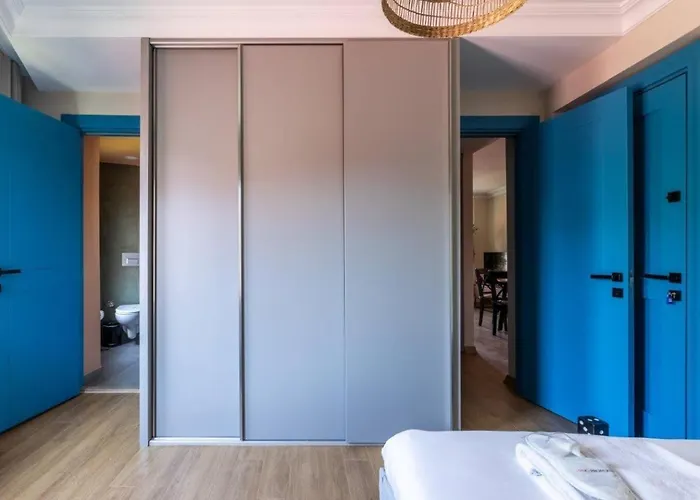 شقة Gorgeous Airy 2bd2bath Bosphorus Views! #358 *