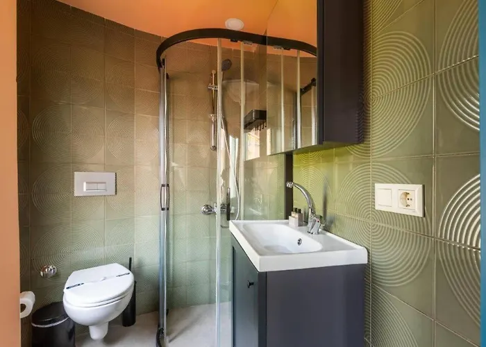 Gorgeous Airy 2bd2bath Bosphorus Views! #358 איסטמבול