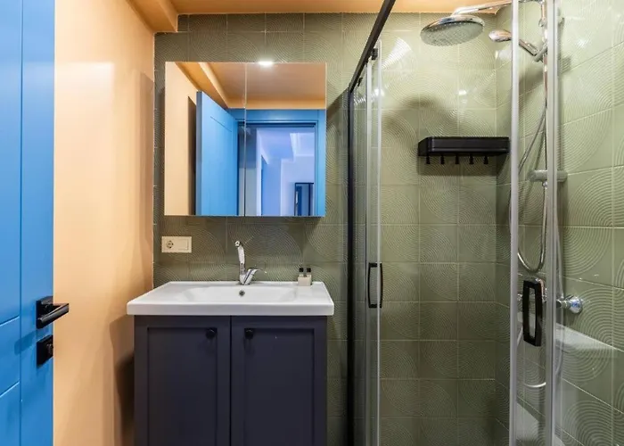 Gorgeous Airy 2bd2bath Bosphorus Views! #358 Apartmán *